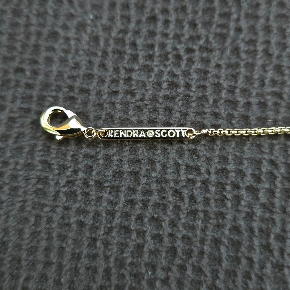 Kendra Scott "Tess" Dichroic Glass🪟 Pendant Necklace - NWT - Picture 9 of 16
